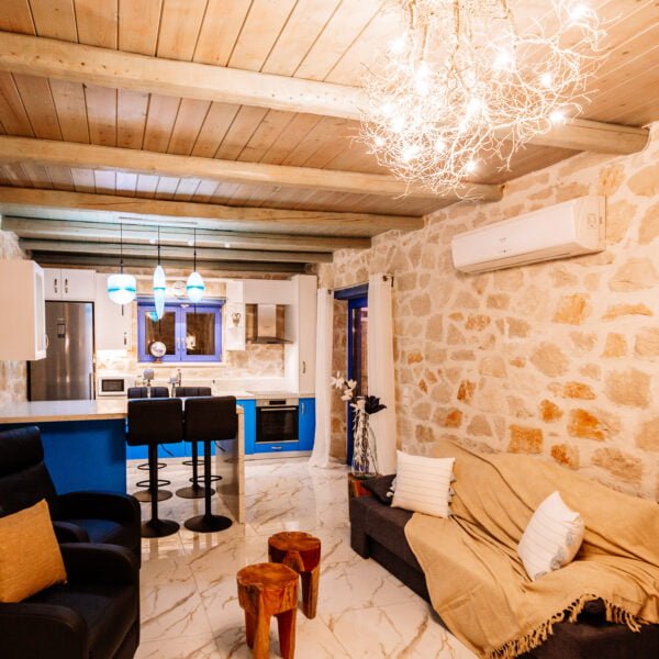 Rosemarie Night (53)