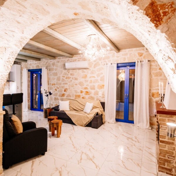 Rosemarie Night (56)