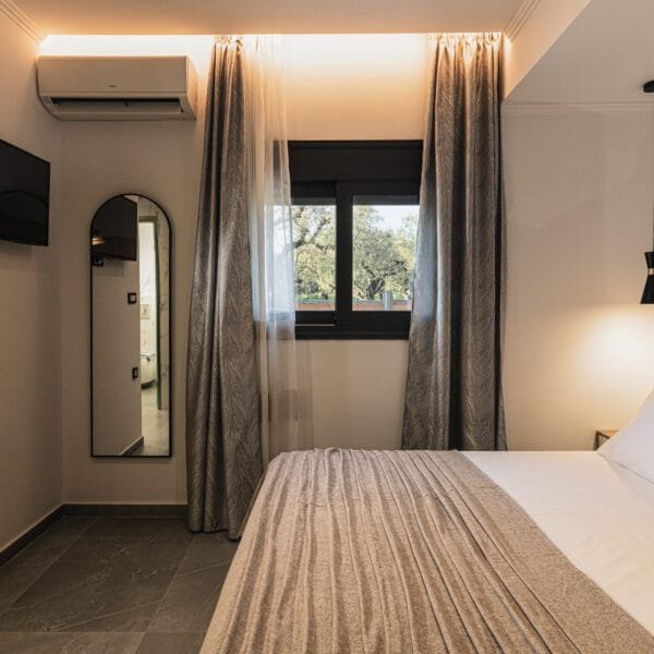 lumior-reversed (19)